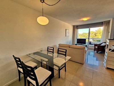 En venta apartamento 1 dormitorio con servicios en Roosevelt, Punta del Este
