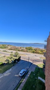 Venta de apartamento 2 dormitorios 2 baños playa Mansa Punta del Este