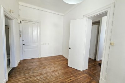 ALQUILER ANUAL Y VENTA EN LA PENÍNSULA, UN DORMITORIO, PUNTA DEL ESTE 