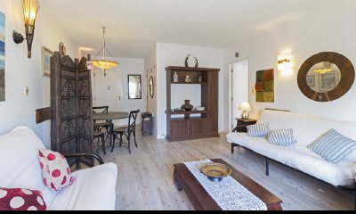 Apartamento en venta, en Península.. a pocos metros del mar y de la plaza de los Artesanos.