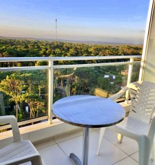 Excelente oportunidad en venta... piso alto .. Roosevelt, Punta del Este