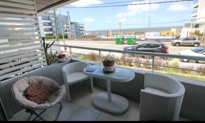 Apartamento de 2 dormitorios en venta con vista al mar, Punta del Este