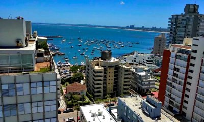 Vendo apartamento 2 dormitorios, vista al mar, en Peninsula, Punta del Este