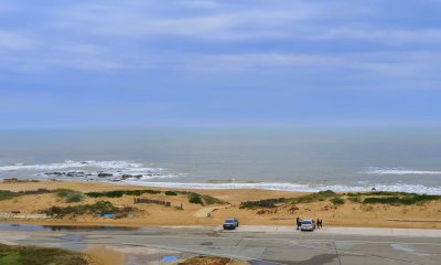 Venta apartamento 3 dormitorios, primera linea playa Brava, Punta del Este