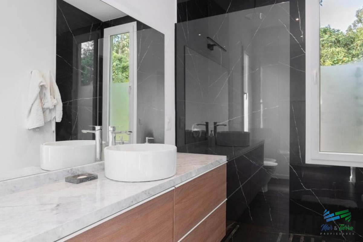 Casa ID.5709 - Venta de casa en Rincon del Indio Punta del este 