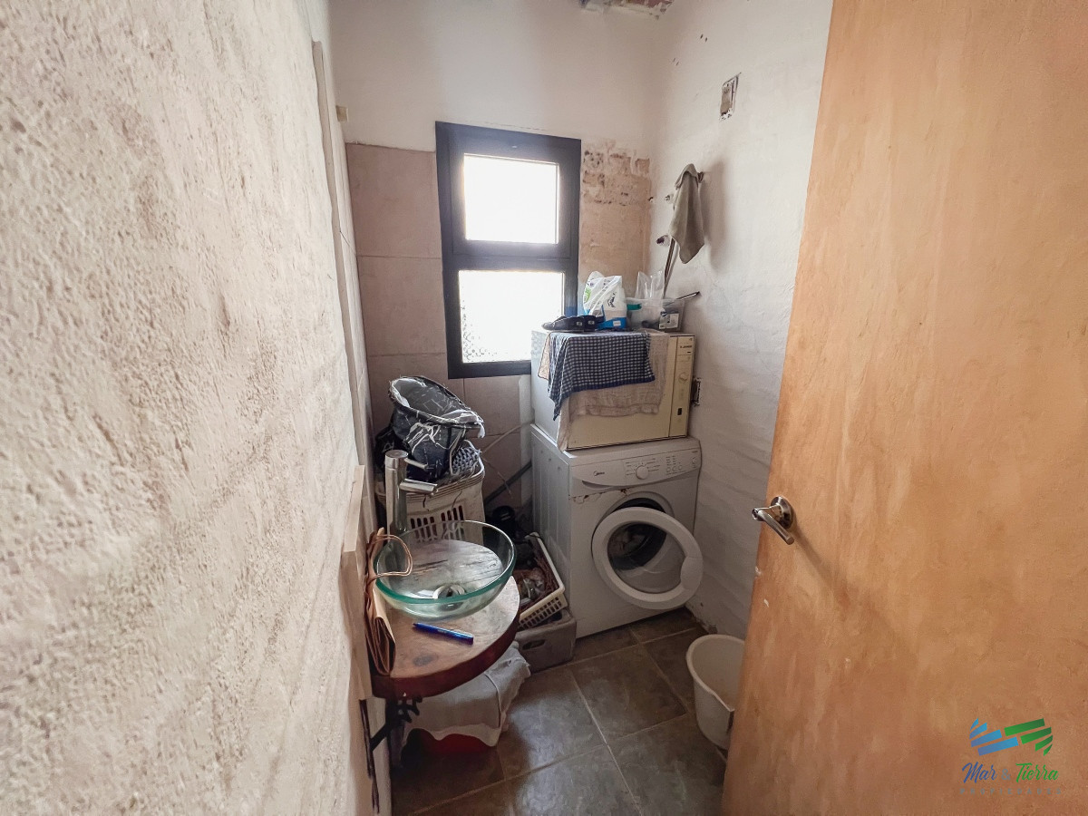 Casa ID.5152 - Cómoda casa, muy bien ubicada, ideal para vivir todo el año, zona de colegios