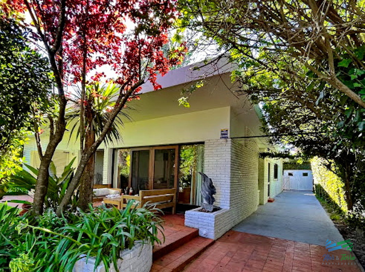 Casa ID.4829 - CASA EN LA MANSA, DISPONIBLE ALQUILER TEMPORADA, TRES DORMITORIOS. 