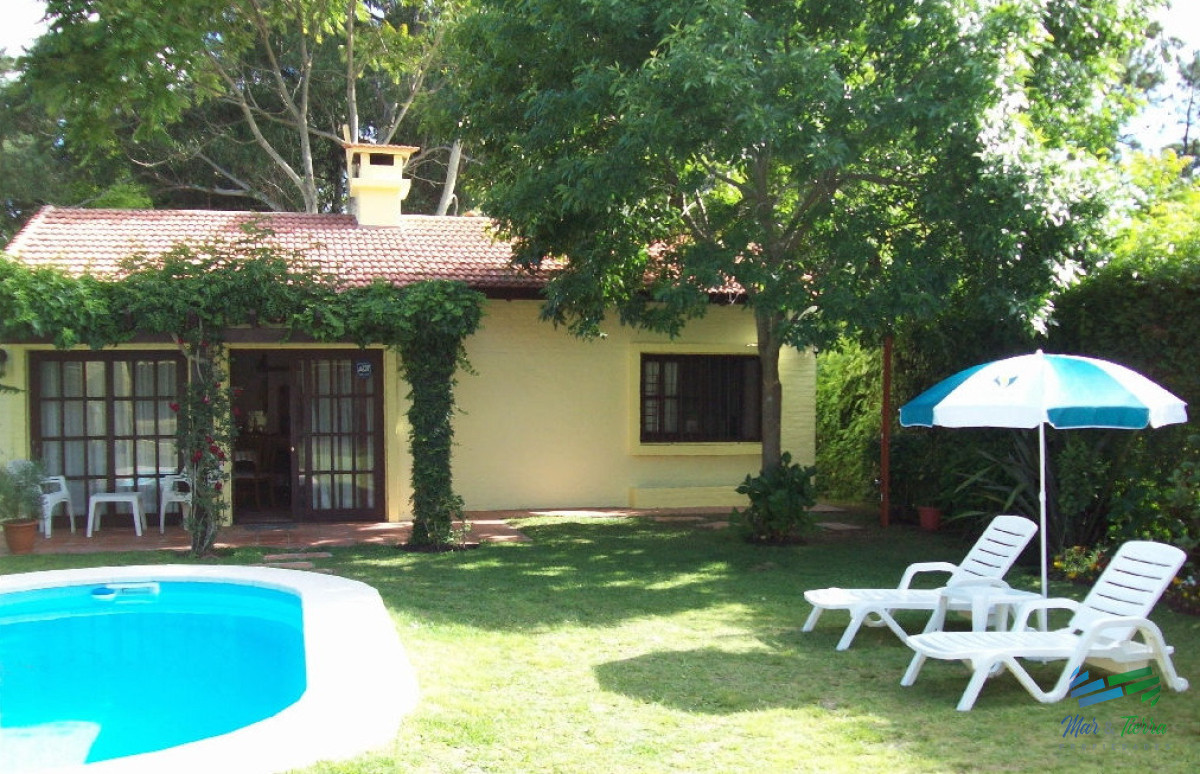Casa ID.1698 - Venta de casa, 3 dormitorios, 4 baños en Punta del este, Maldonado