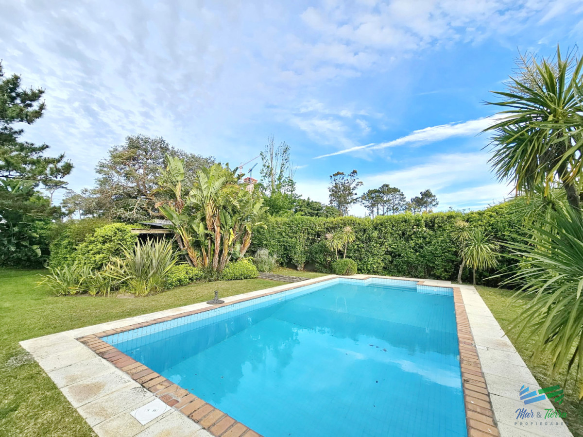 Casa ID.1672 - ALQUILO CASA CON PISCINA EN SAN RAFAEL, PUNTA DEL ESTE 