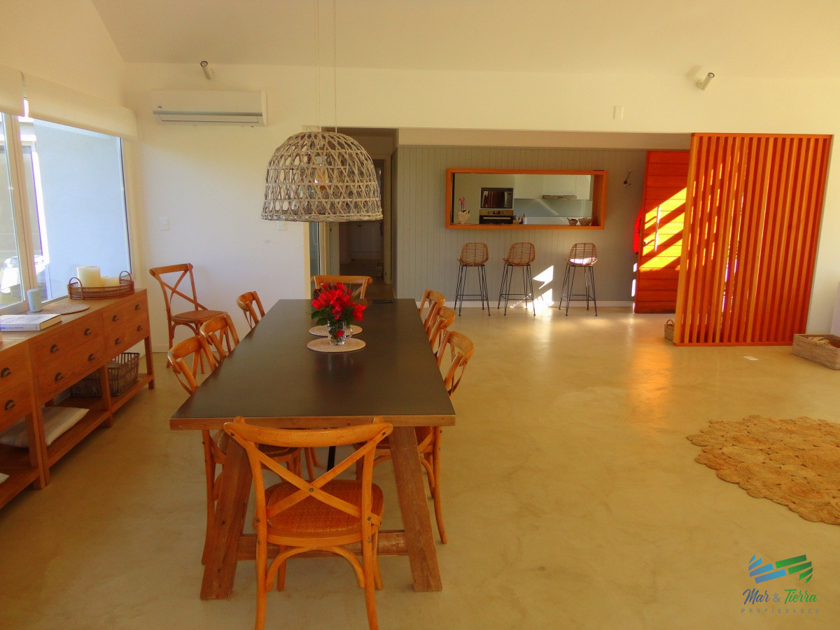 Casa ID.3934 - venta alquiler 5 dormitorios barrio privado pinar del faro jose ignacio