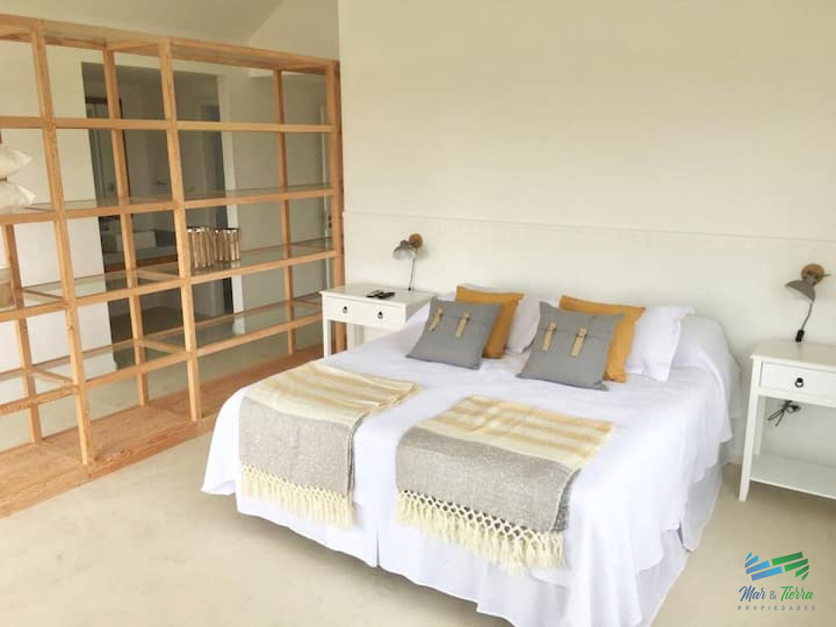 Casa ID.3934 - venta alquiler 5 dormitorios barrio privado pinar del faro jose ignacio