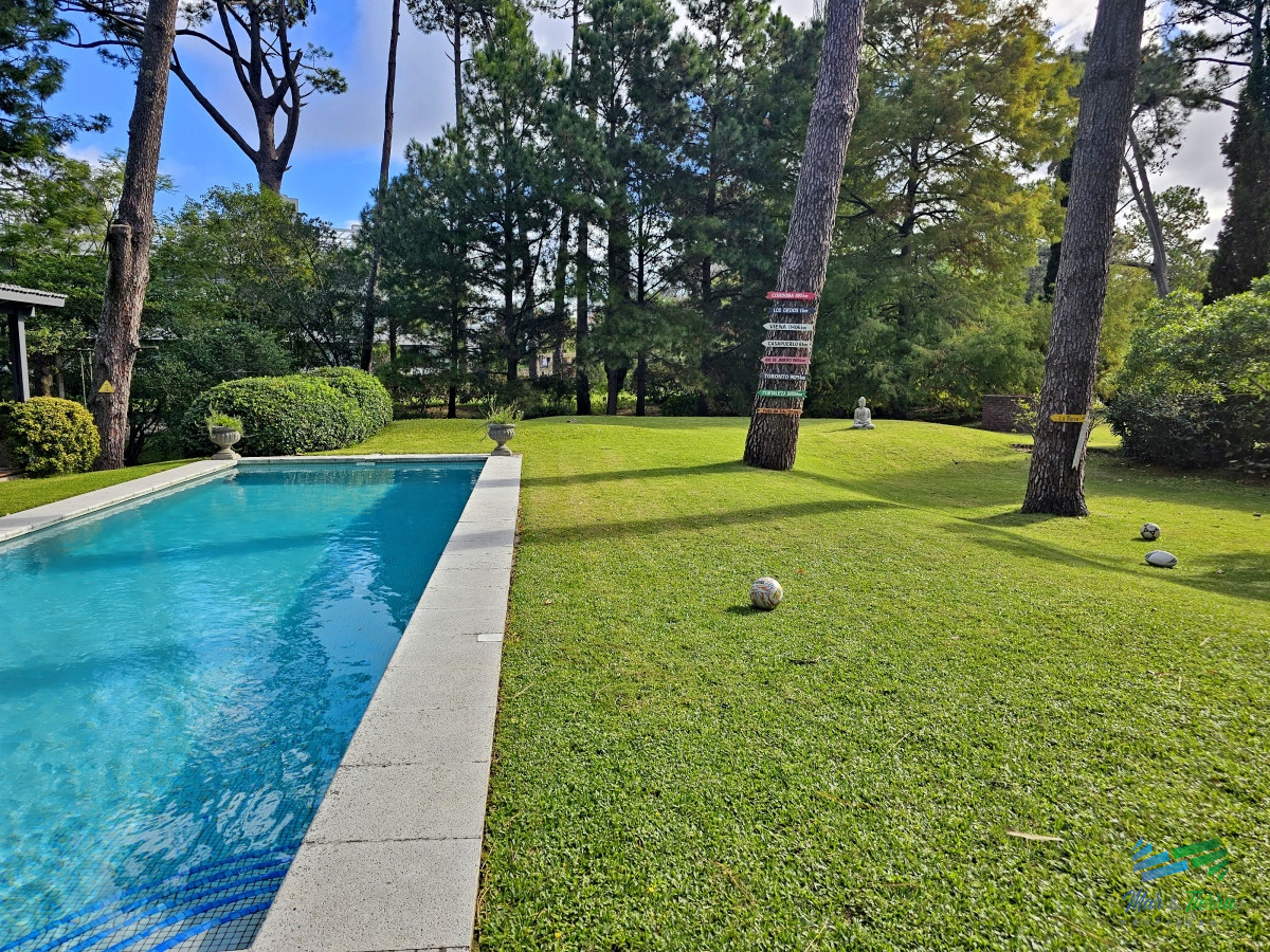 Casa ID.4439 - GRAN CASA, ALQUILER TEMPORADA VERANO 2025, PLAYA BRAVA, PUNTA DEL ESTE. 