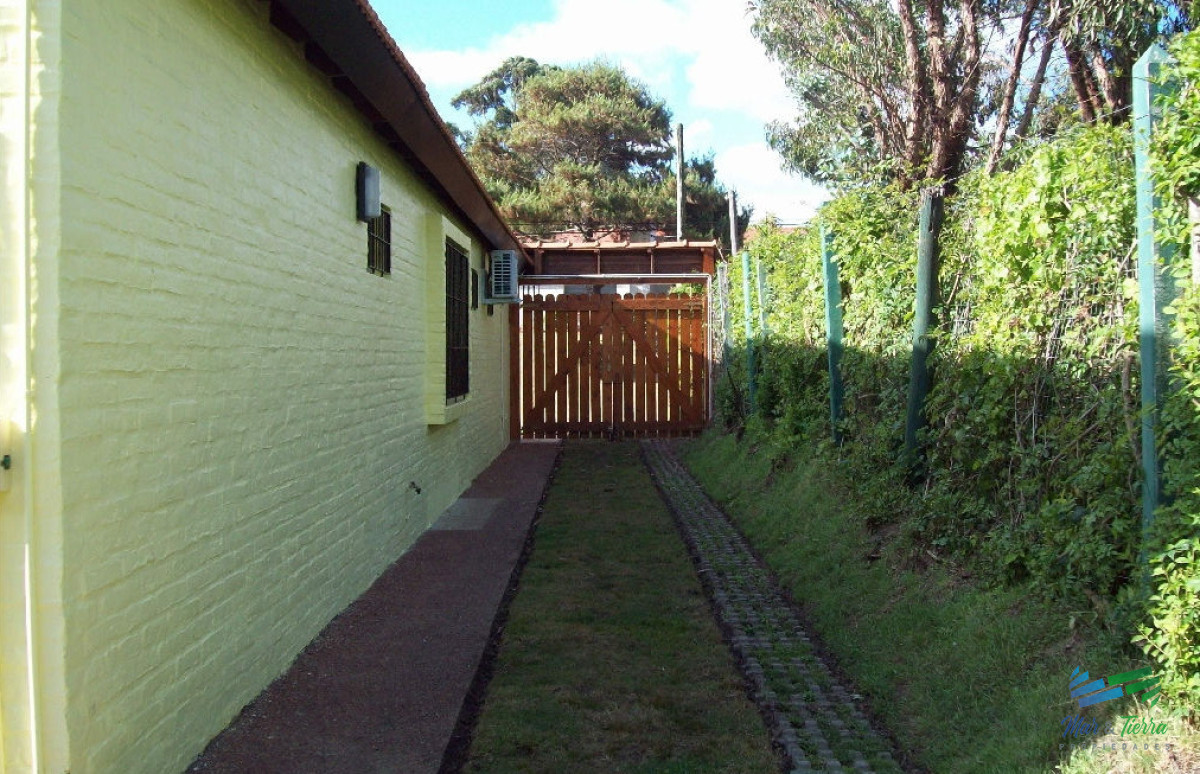 Casa ID.1698 - Venta de casa, 3 dormitorios, 4 baños en Punta del este, Maldonado