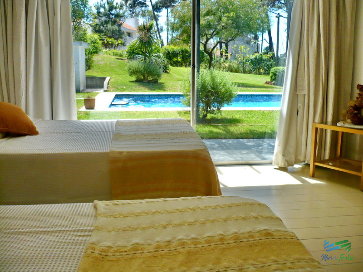 Casa ID.1560 - Vendo casa 3 dormitorios con piscina en Rincón del Indio, Punta del Este.