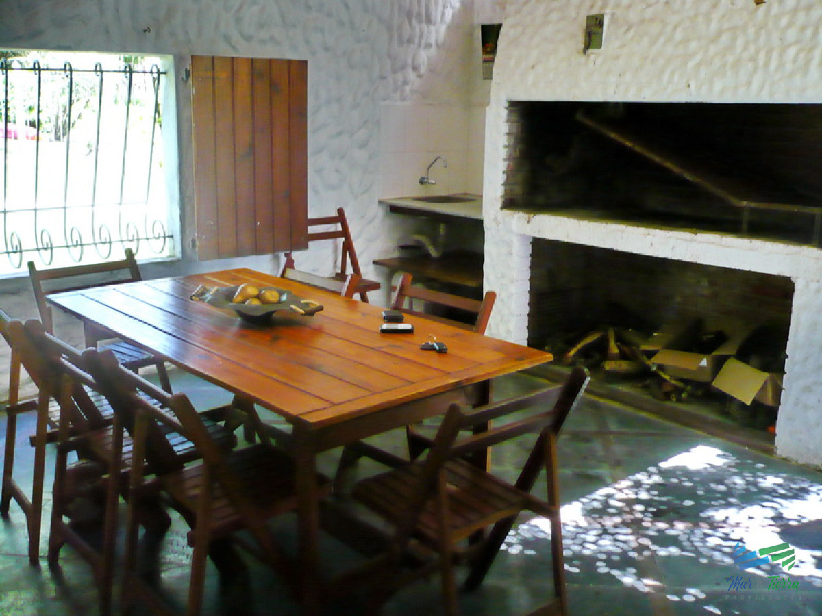Casa ID.1560 - Vendo casa 3 dormitorios con piscina en Rincón del Indio, Punta del Este.