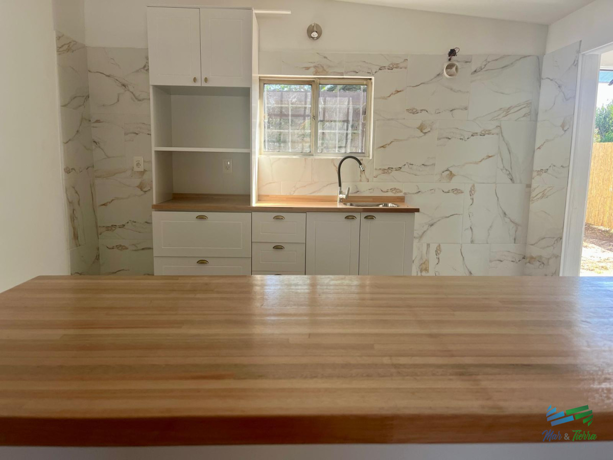 Casa ID.5344 - Cómoda, practica y bien ubicada, casa ideal para vivir todo el año a muy buen precio!