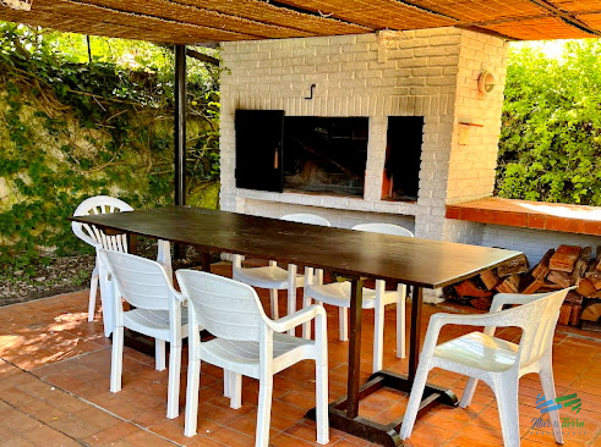 Casa ID.4829 - CASA EN LA MANSA, DISPONIBLE ALQUILER TEMPORADA, TRES DORMITORIOS. 