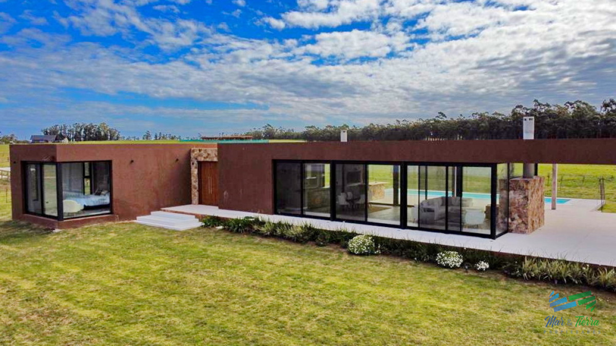 Casa ID.4266 - Venta de casa a estrenar en Laguna de los Cisnes Punta Ballena