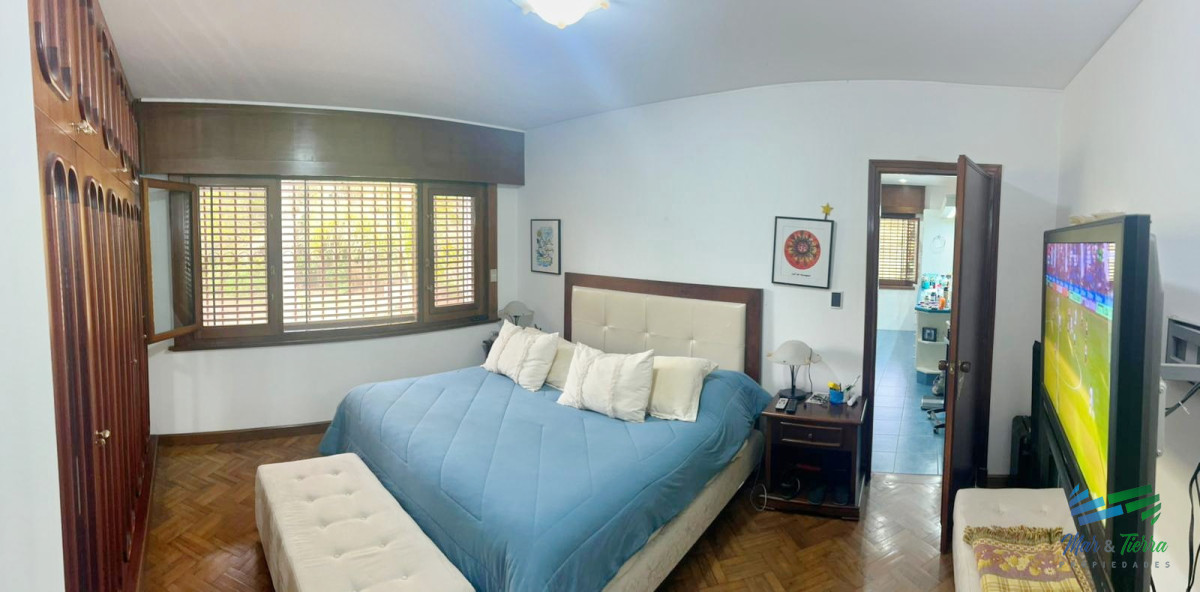 Casa ID.5563 - Venta de casa en Solanas Punta Ballena 8 dormitorios 8 baños 