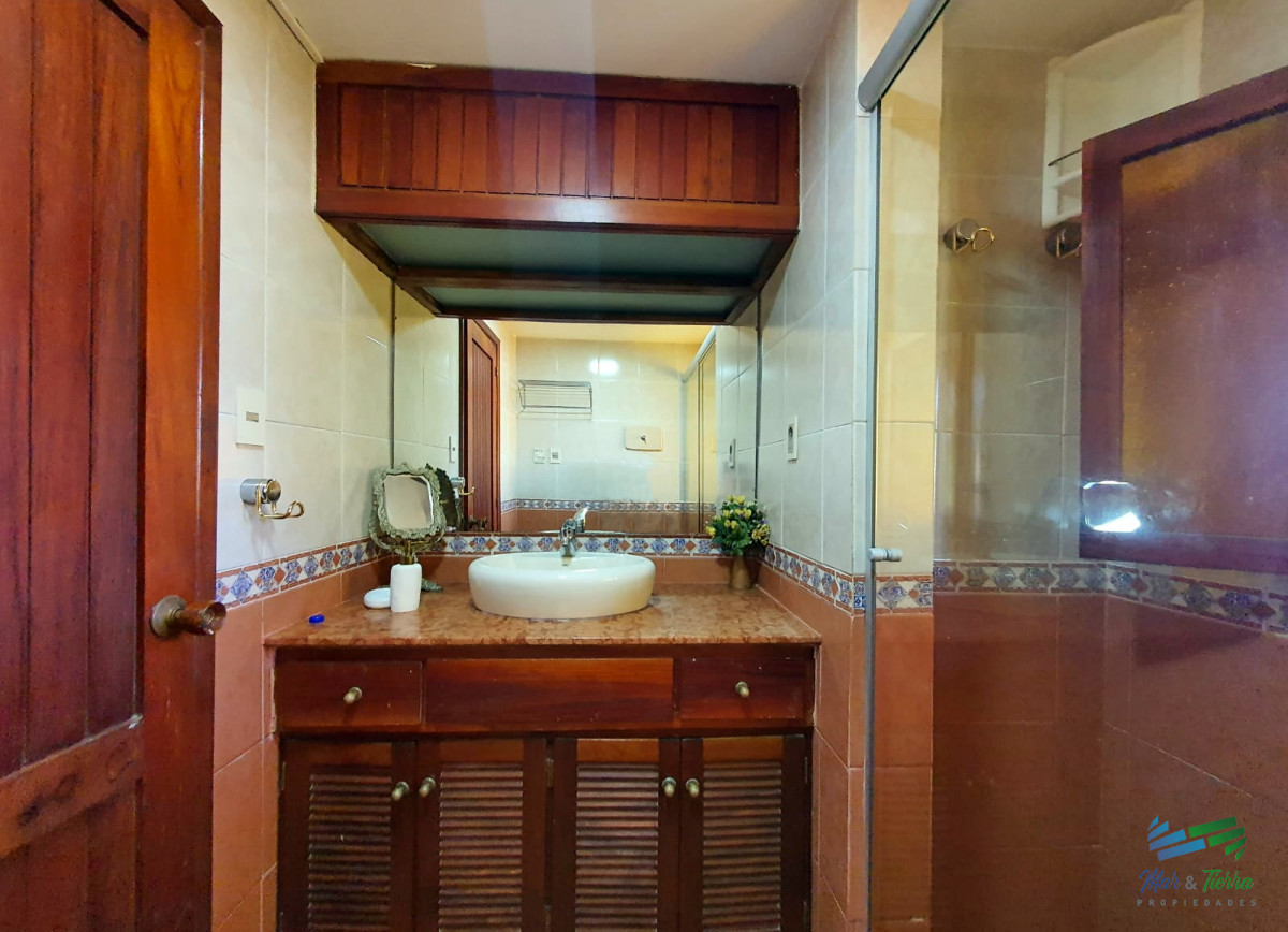 Casa ID.4817 - CASA CON GRAN PATIO, PISICNA, TRES DORMITORIOS DISPONIBLE TEMPORADA 2026 