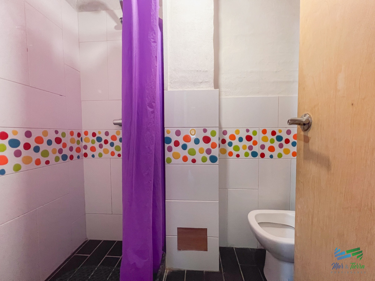 Casa ID.5152 - Cómoda casa, muy bien ubicada, ideal para vivir todo el año, zona de colegios