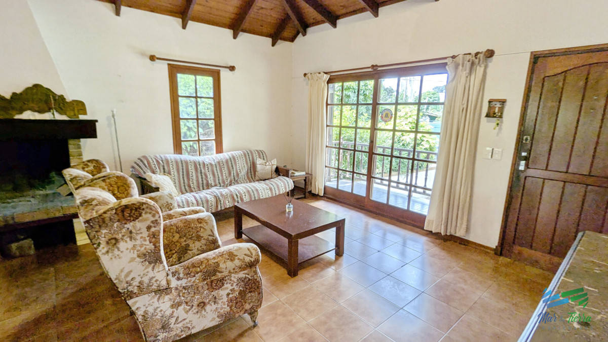 Casa ID.4518 - Venta de casa 3 dormitorios en barrio cantegril Punta del este, Maldonado, cerca de playa Mansa