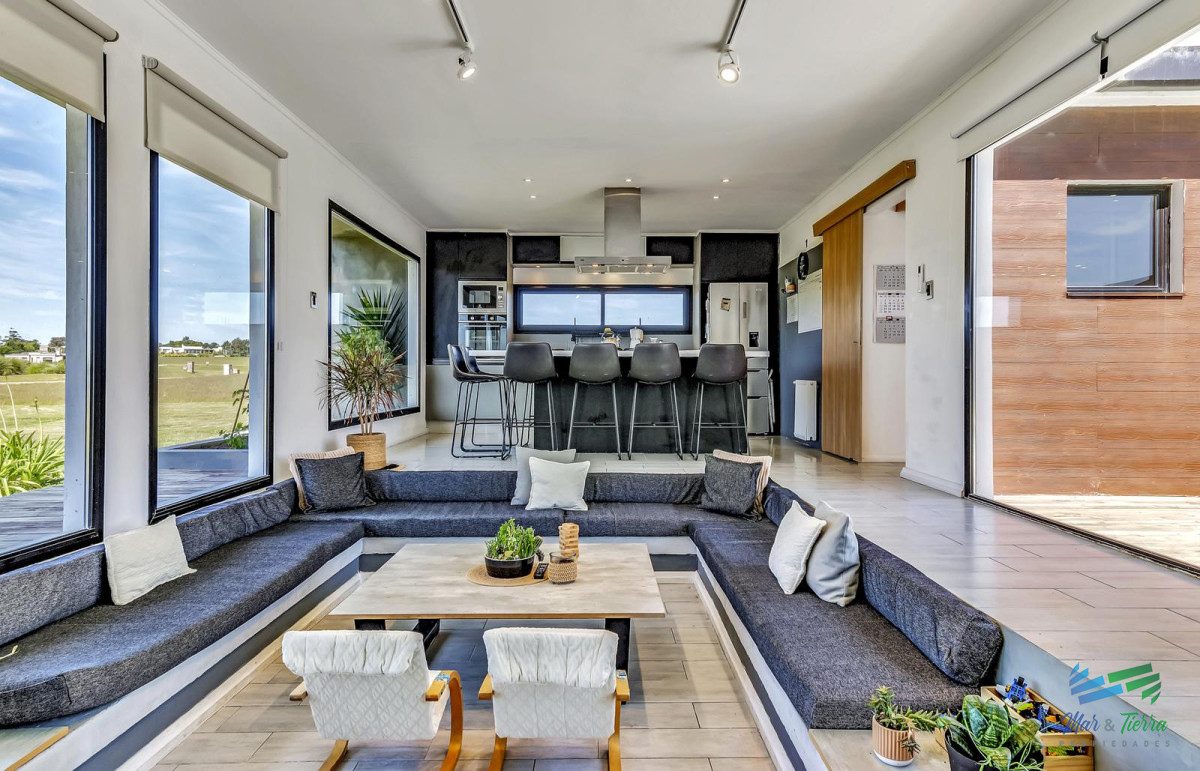 Casa ID.4639 - CASA EN VENTA, BARRIO PRIVADO EL QUIJOTE, PUNTA DEL ESTE. 