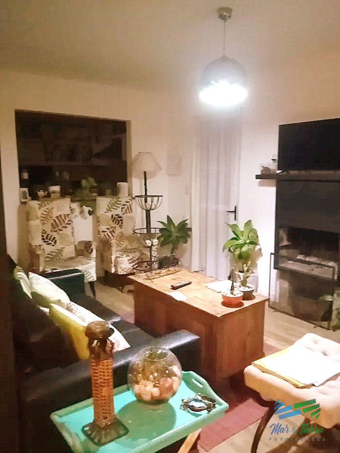 Casa ID.4372 - Venta de casa en Barrio Pinares a 250mts de la playa Mansa - Punta del Este