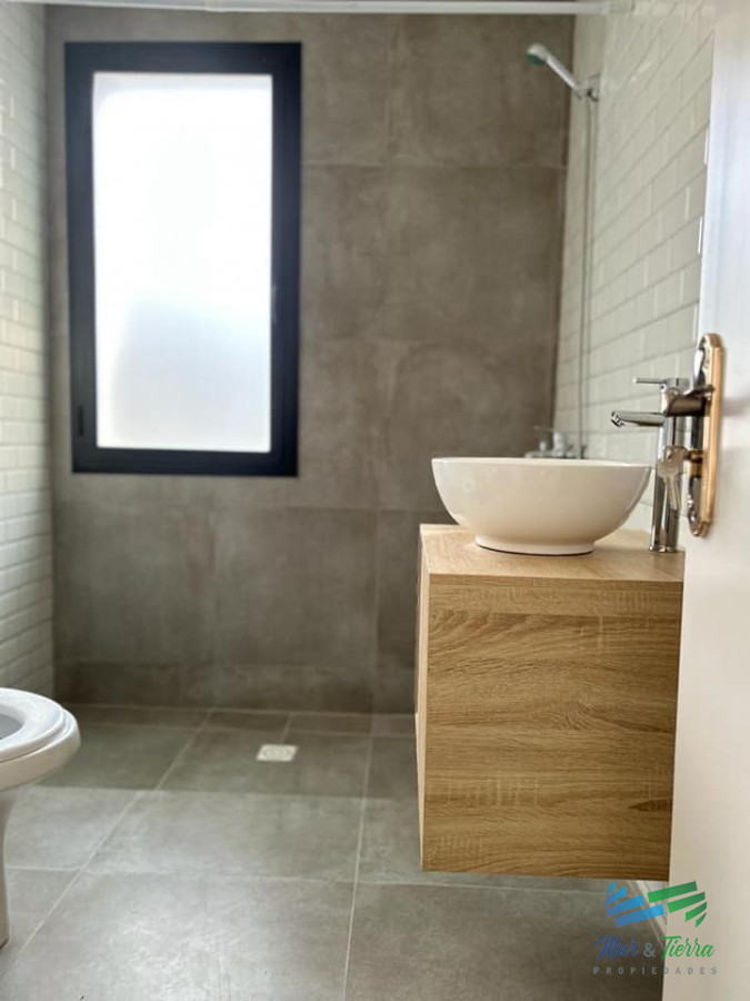 Casa ID.4292 - En Venta casa de 2 dormitorios en Parque Burnett, Punta del este