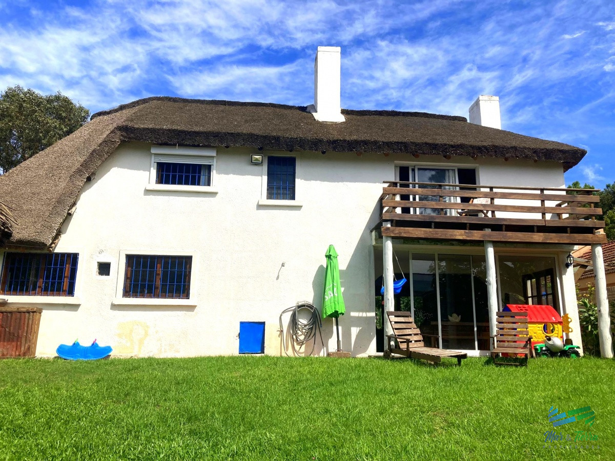 Casa ID.4257 - Vendo casa en Pinares, Punta del Este  de 3 dormitorios 