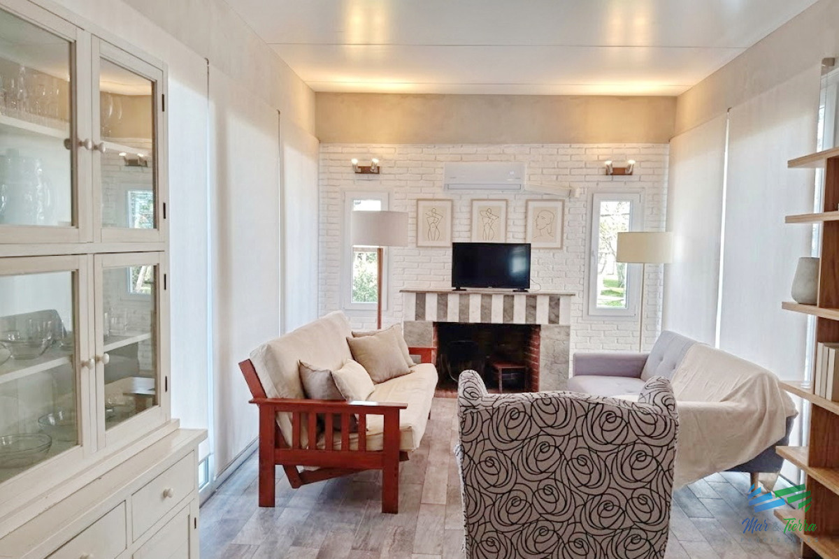 Casa ID.5742 - Venta de casa en Pinares Punta del Este Maldonado 