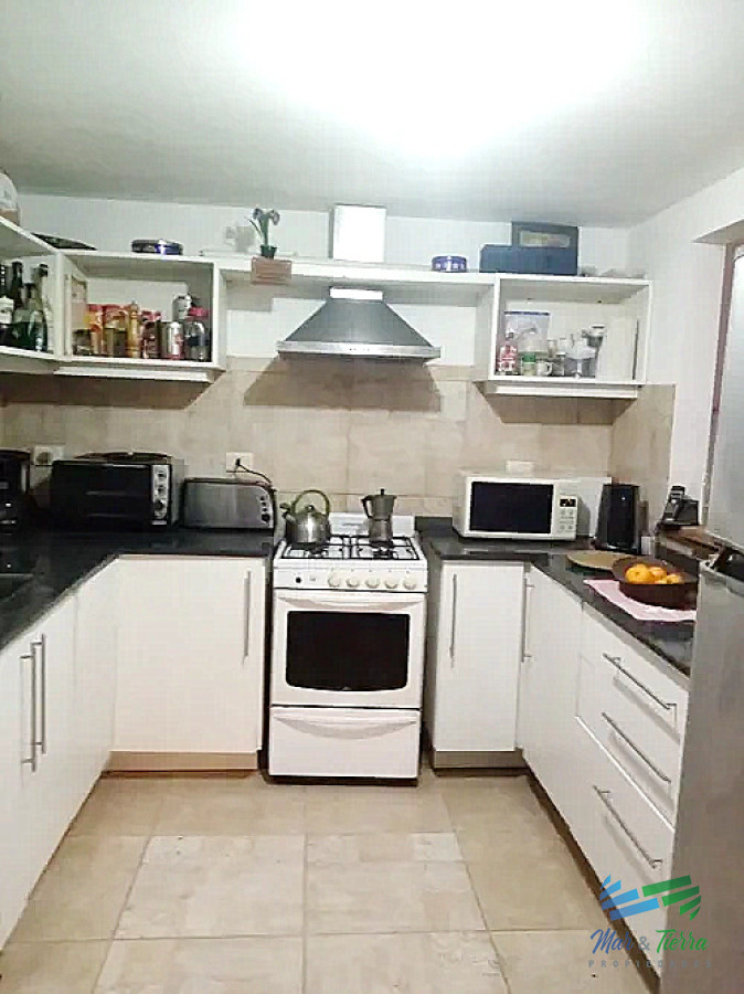 Casa ID.4372 - Venta de casa en Barrio Pinares a 250mts de la playa Mansa - Punta del Este