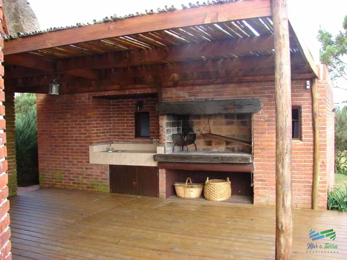 Casa ID.3959 - Vendo casa en El Chorro Manantiales de tres dormitorios playa Brava
