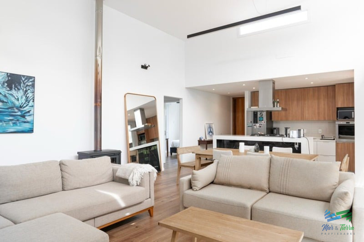 Casa ID.5709 - Venta de casa en Rincon del Indio Punta del este 