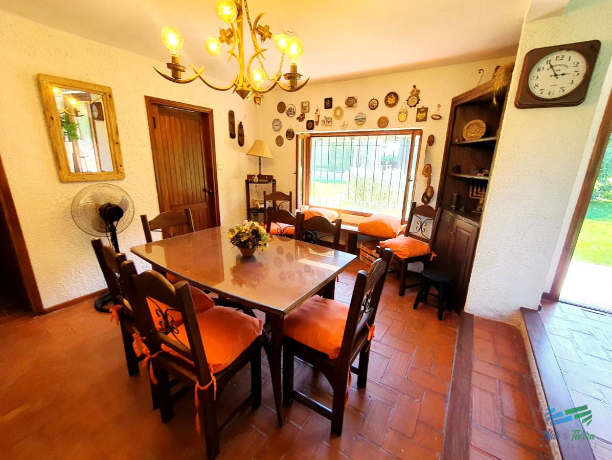 Casa ID.4817 - CASA CON GRAN PATIO, PISICNA, TRES DORMITORIOS DISPONIBLE TEMPORADA 2026 