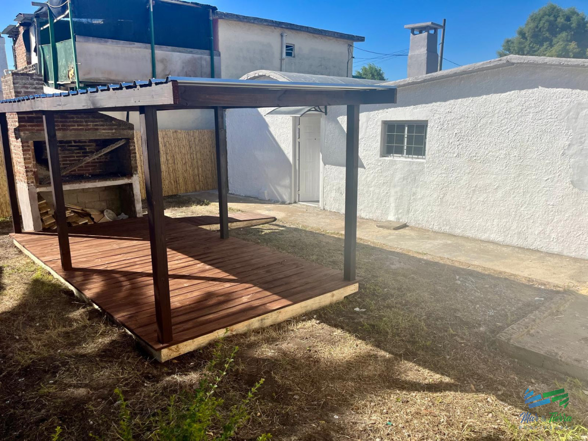 Casa ID.5344 - Cómoda, practica y bien ubicada, casa ideal para vivir todo el año a muy buen precio!