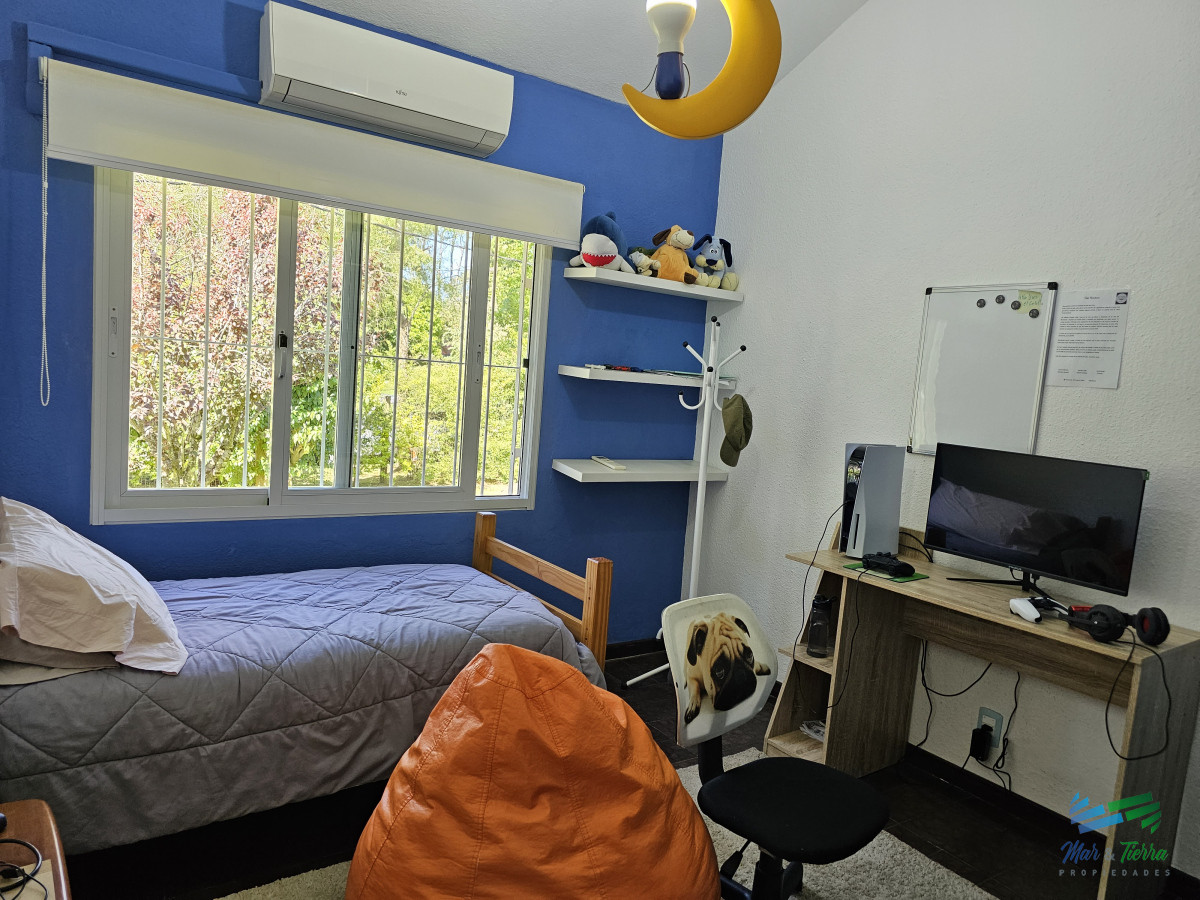 Casa ID.4922 - Casa en alquiler de temporada 2026, 4 dormitorios, con piscina climatizada, barbacoa, Punta del este!