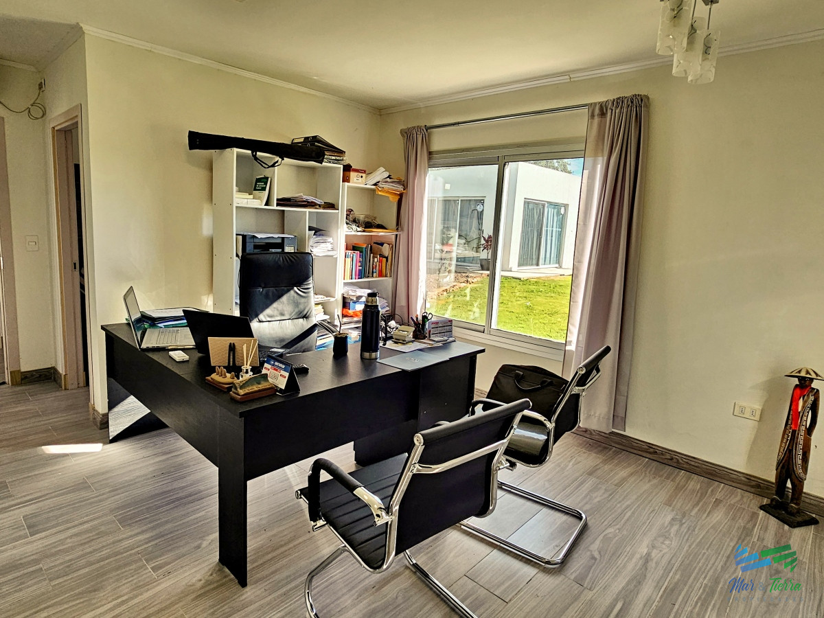 Casa ID.4779 - VENTA DE CASA, 3 DORMITORIOS, CON PISCINA CLIMATIZADA. MALDONADO, PUNTA DEL ESTE.  