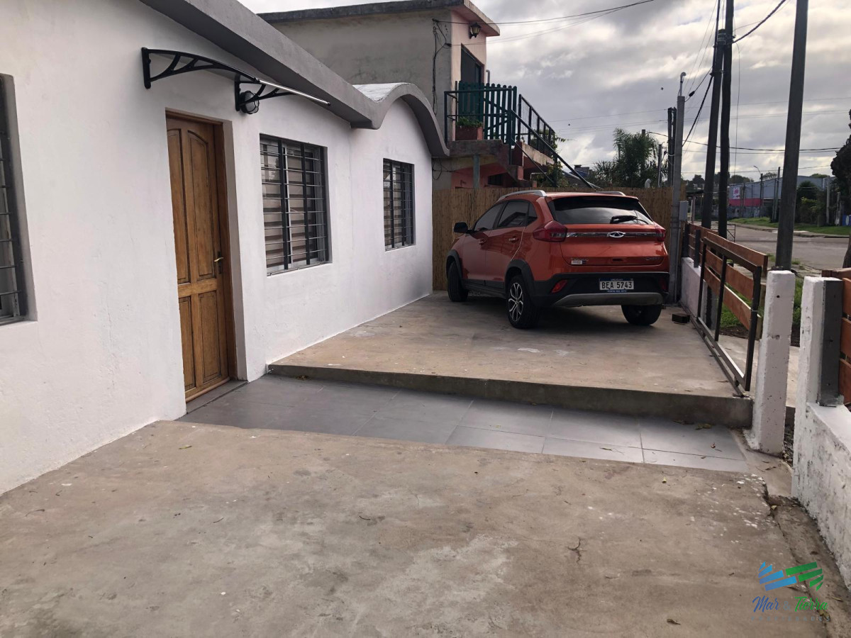 Casa ID.5344 - Cómoda, practica y bien ubicada, casa ideal para vivir todo el año a muy buen precio!