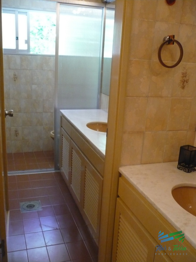 Casa ID.1560 - Vendo casa 3 dormitorios con piscina en Rincón del Indio, Punta del Este.
