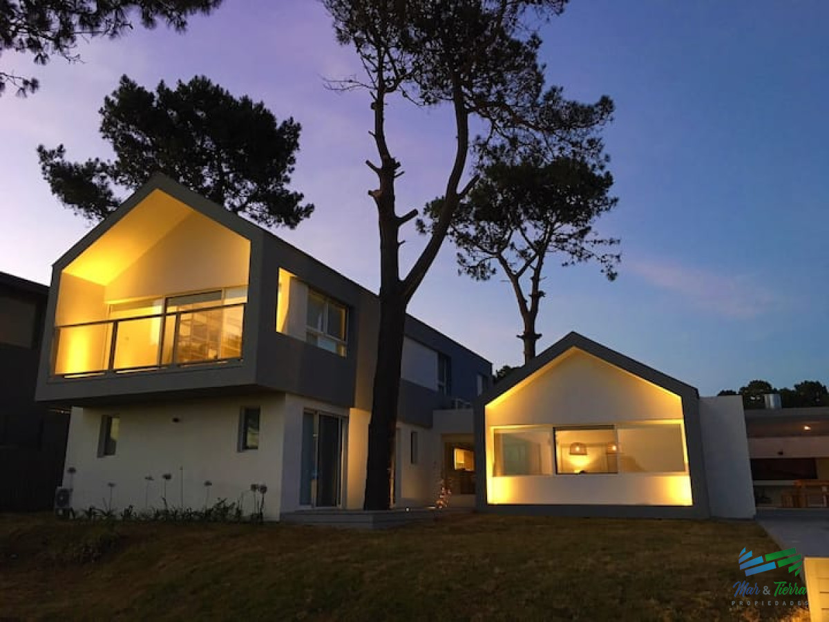 Casa ID.3934 - venta alquiler 5 dormitorios barrio privado pinar del faro jose ignacio