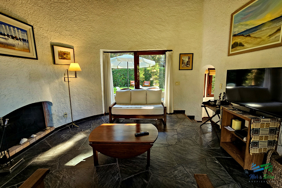 Casa ID.4429 - En venta casa de 3 dormitorios y 3 baños en Rincon del indio, Punta del Este.