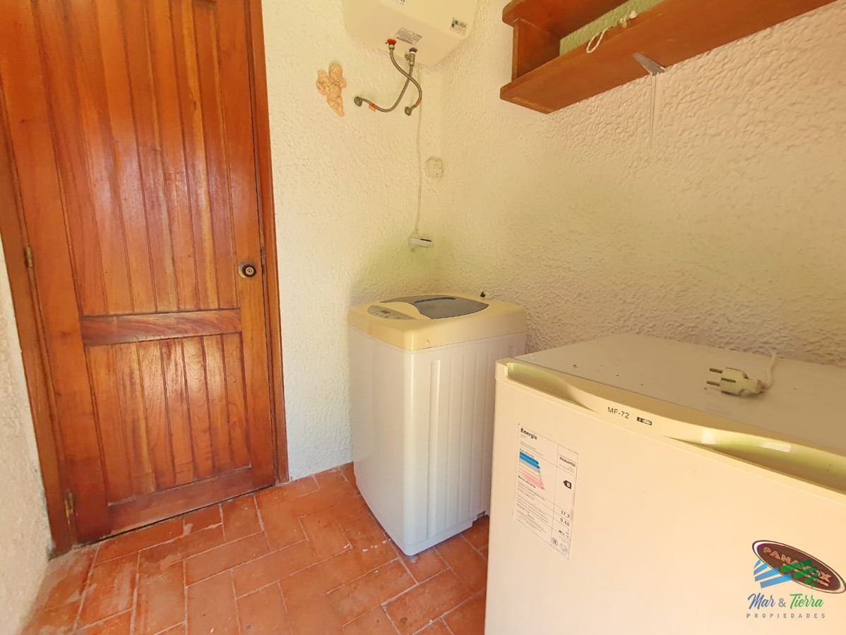 Casa ID.4817 - CASA CON GRAN PATIO, PISICNA, TRES DORMITORIOS DISPONIBLE TEMPORADA 2026 