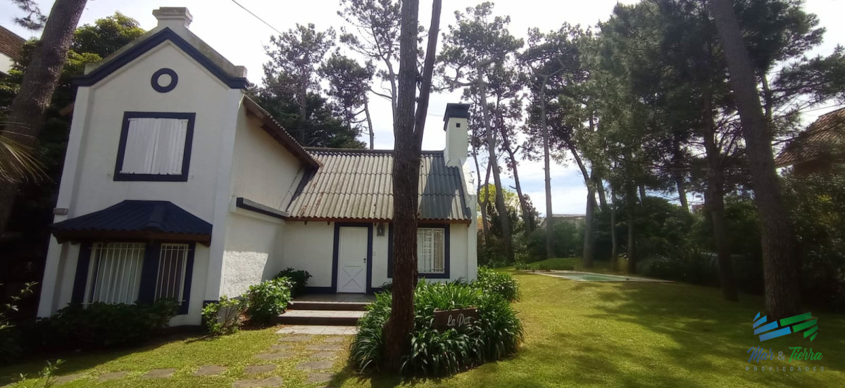Casa ID.1675 - Venta de casa 3 dormitorios en Aidy Grill Punta del este, a pasos de playas Mansa y Brava