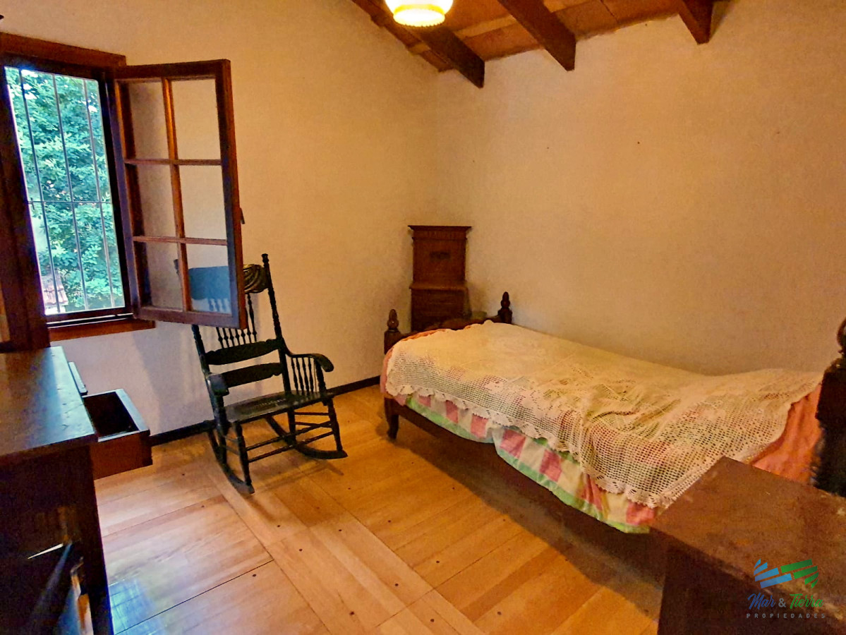 Casa ID.3114 - Vendo casa 5 dormitorios en Pinares, Punta del Este