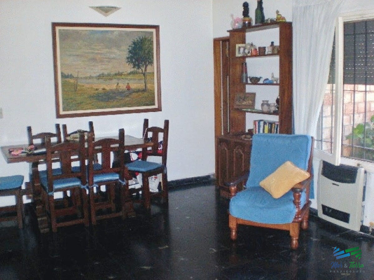 Casa ID.2524 - Casa en venta de 3 dormitorios, reciclada, en Las Delicias.