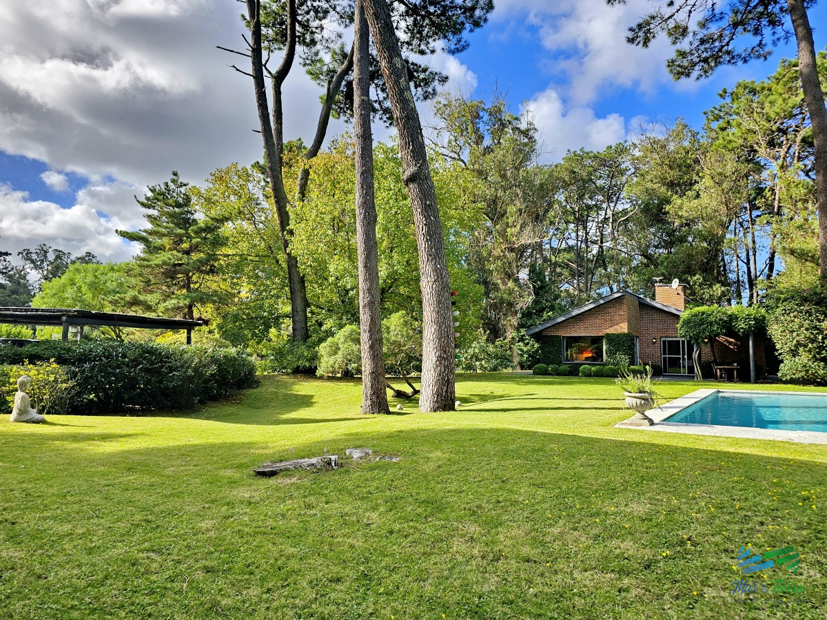 Casa ID.4439 - GRAN CASA, ALQUILER TEMPORADA VERANO 2025, PLAYA BRAVA, PUNTA DEL ESTE. 