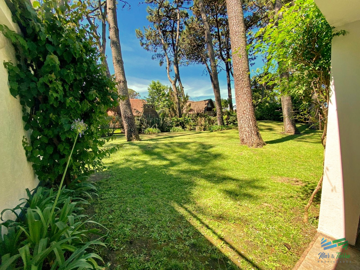 Casa ID.1675 - Venta de casa 3 dormitorios en Aidy Grill Punta del este, a pasos de playas Mansa y Brava