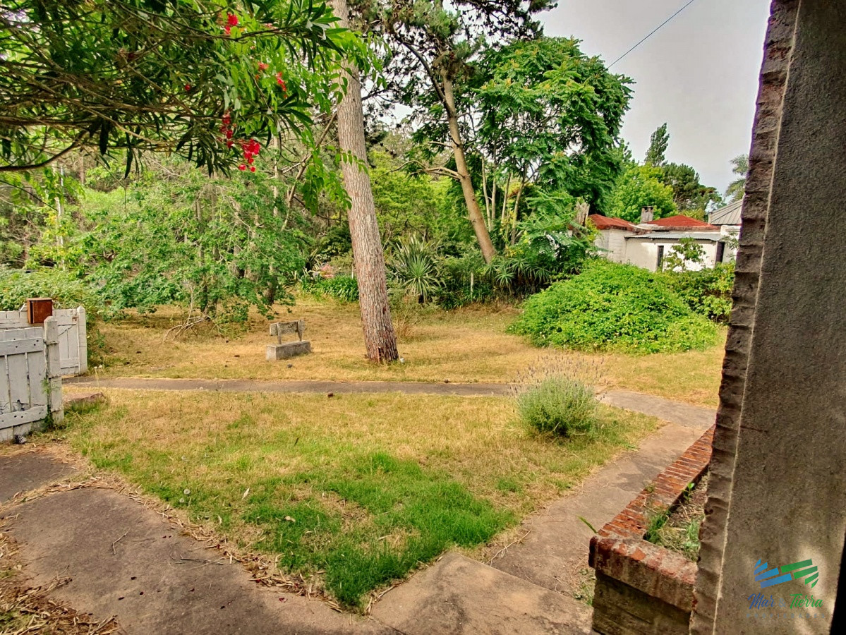 Casa ID.3114 - Vendo casa 5 dormitorios en Pinares, Punta del Este