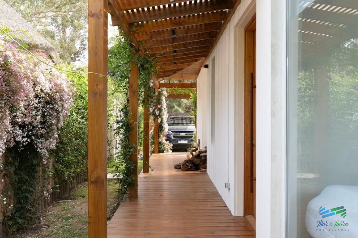 Casa ID.5709 - Venta de casa en Rincon del Indio Punta del este 